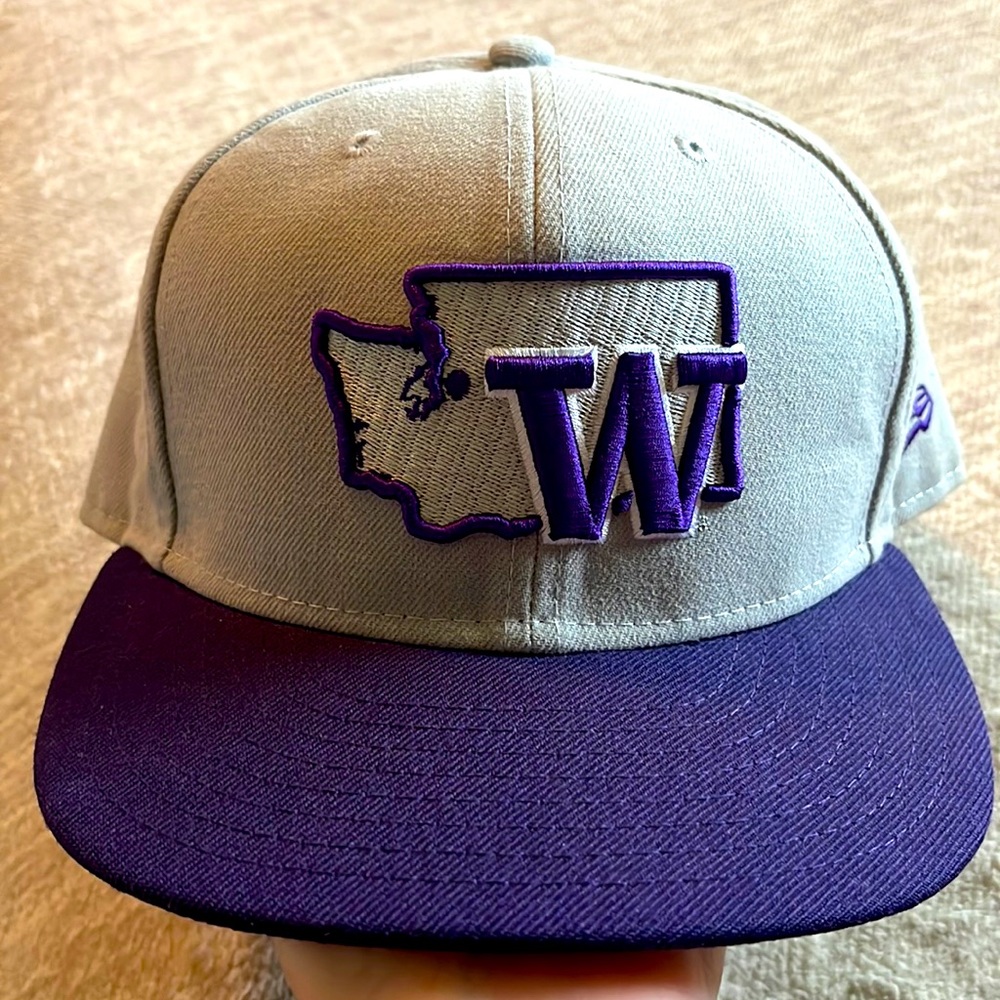 New Era 59Fifty UW Washington Huskies Grey Purple State Logo Fitted Hat 7 5/8